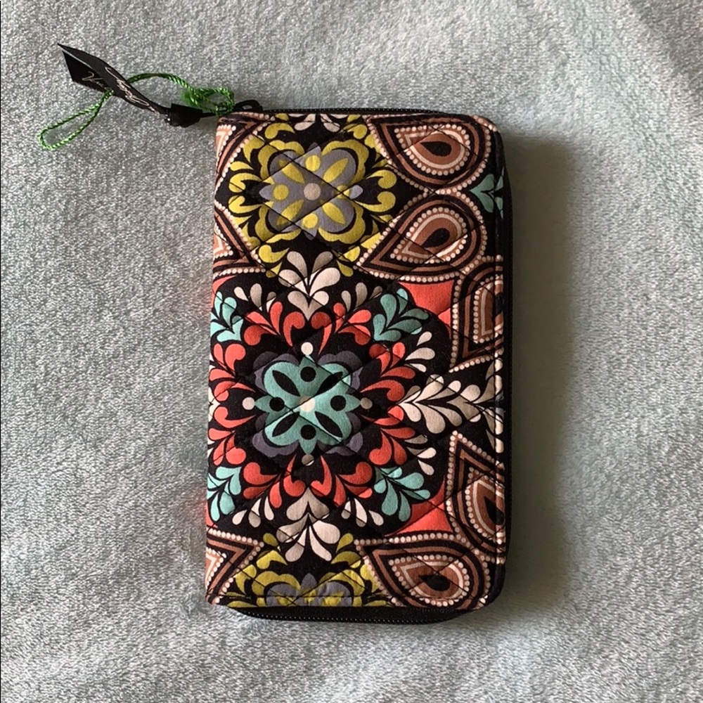 Vera Bradley Zipper Wallet